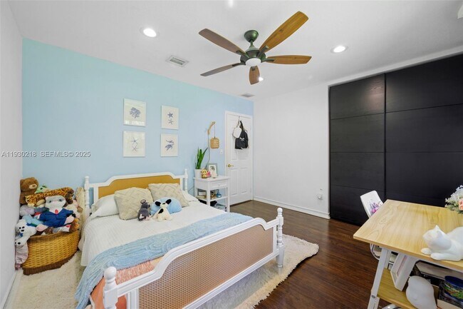 Building Photo - 8330 SW 171st St