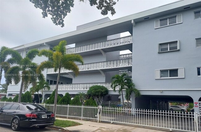 Building Photo - 1818 Rodman St