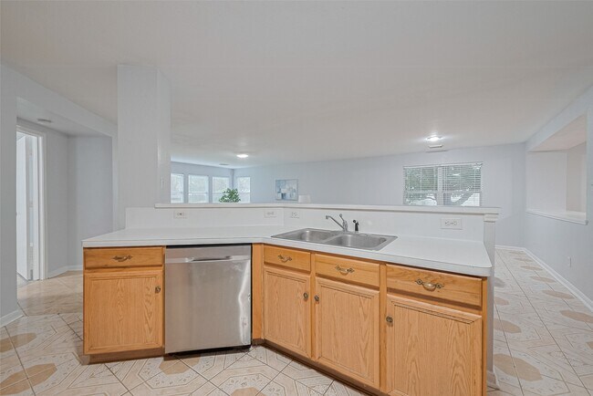 Building Photo - 2123 Gable Hollow Ln