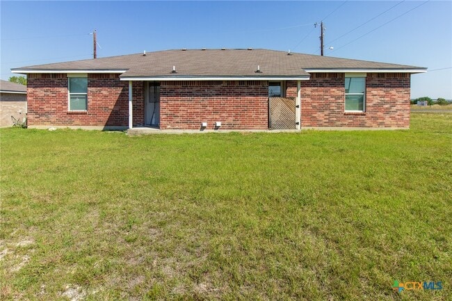 Building Photo - 400 Justin Ln
