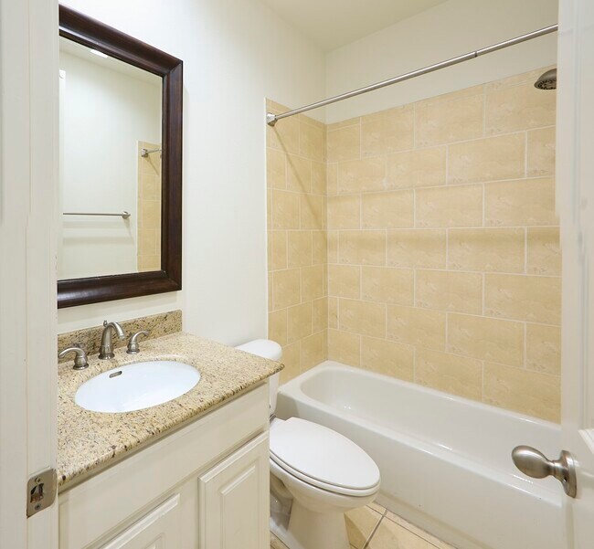 Primary Photo - 1026 Wagner St
