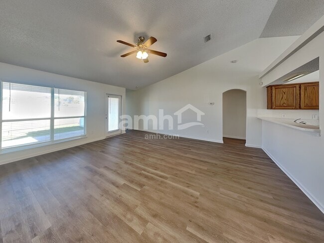 Building Photo - 2739 Ravine Hill Dr