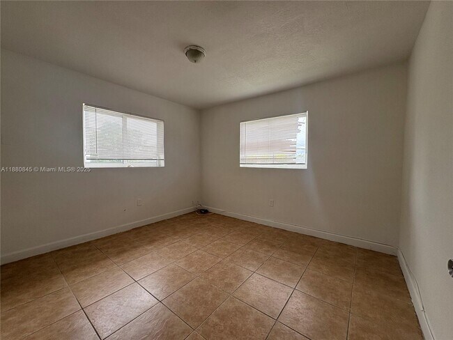 Building Photo - 8045 NE 1st Ave