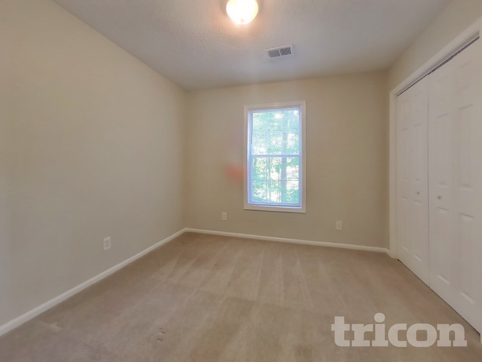 Building Photo - 504 Anthony Pl