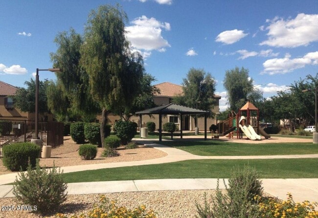 Building Photo - 1265 S Aaron