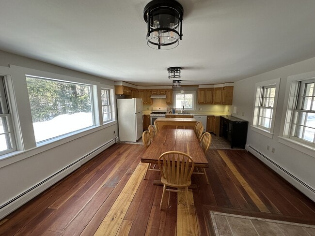 Building Photo - 618 Shearer Hill Rd