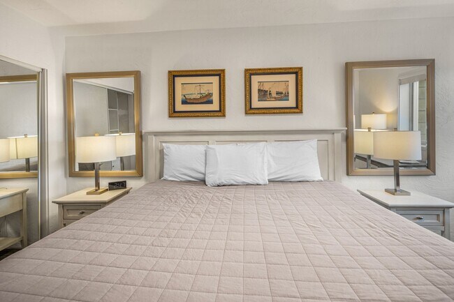 Building Photo - Downtown Furnished 1 Bed / 1 Bath Apartmen...