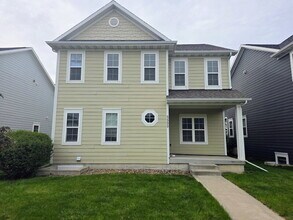 Building Photo - 5555 S Prairie View Dr