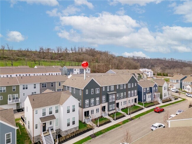 Building Photo - 4009 Cottage Wy