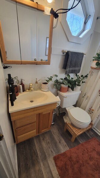 Building Photo - 1329 Connecticut St