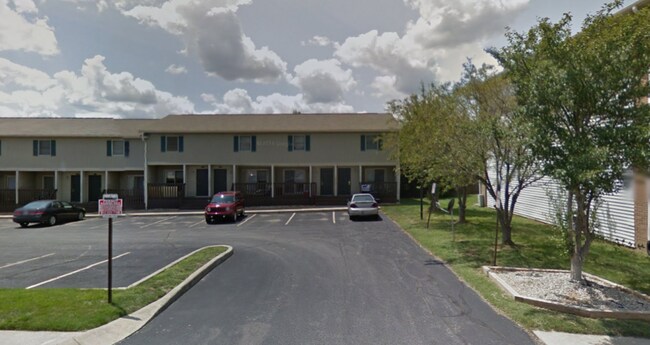 Building Photo - College Park - August 2026