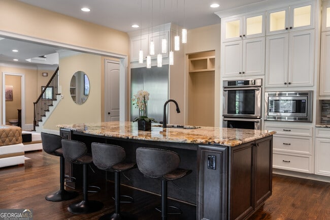 Building Photo - 6552 Long Acres Dr