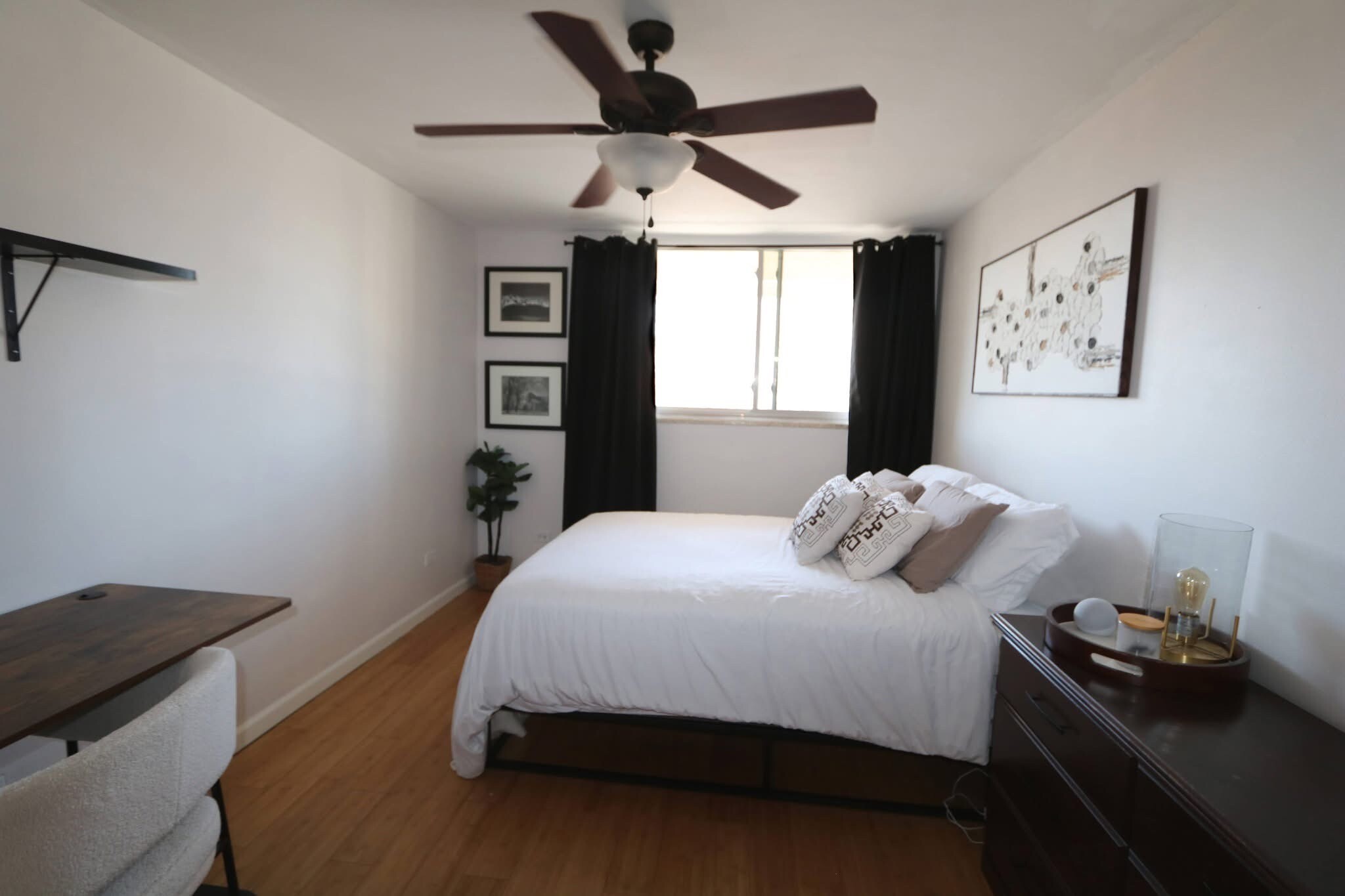 Building Photo - 937 N Clarkson St