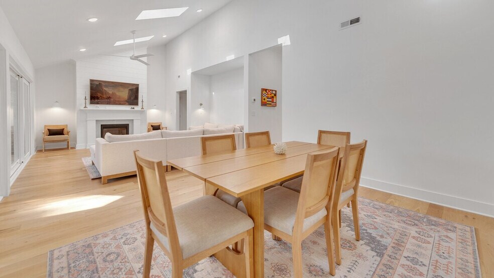 Building Photo - 176 Old Cedar Loop