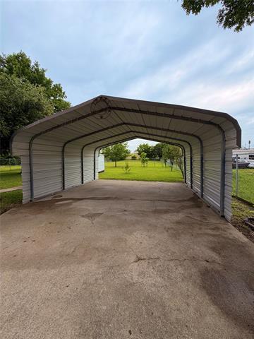 Building Photo - 2615 Balch Springs Rd