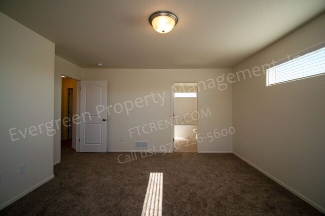 Building Photo - 1709 102nd Ave