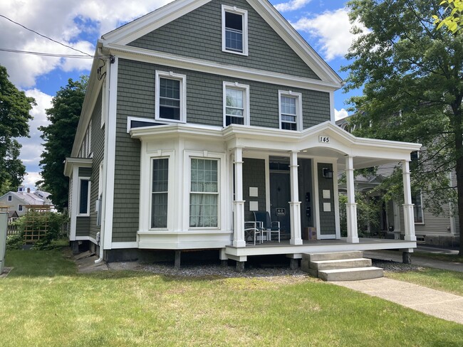 Primary Photo - 145 Court St