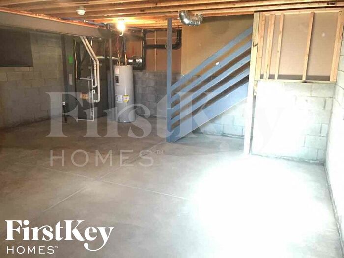 Building Photo - 5751 Aderholt Rd