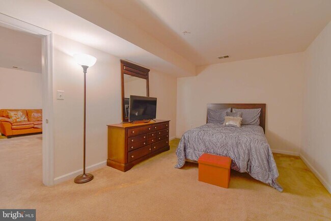 Building Photo - 7104 Britens Way