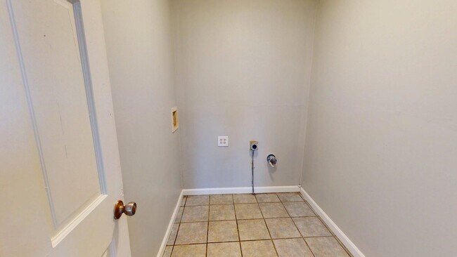 Building Photo - 7023 Clark Ave