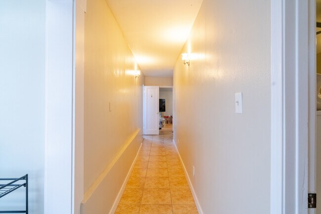 Building Photo - 6430 Montezuma Rd