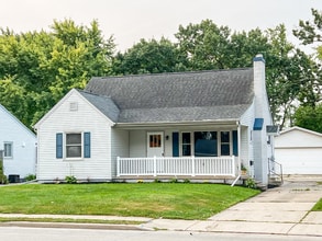 Building Photo - 318 E Johnson St