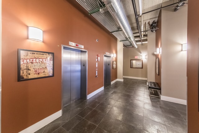 Building Photo - 647 Metropolitan Way