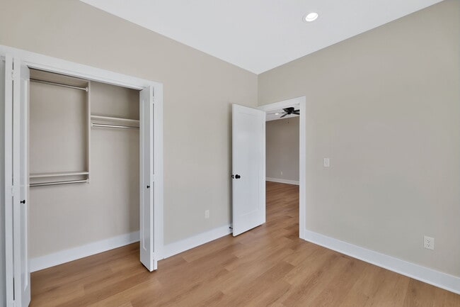 Building Photo - 333 Turnpike Rd