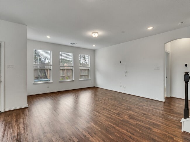 Building Photo - 2531 Sandbar Shark Ct