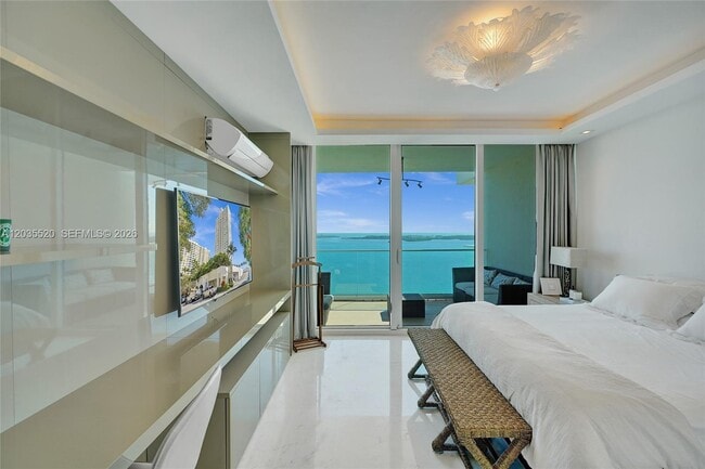Building Photo - 800 Claughton Island Dr