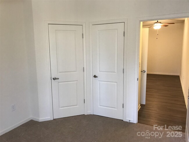 Building Photo - 17905 Delmas Dr