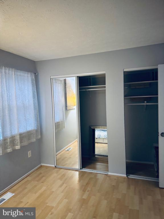 Building Photo - 3041 Blackland Ct