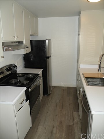 Building Photo - 40 Streamwood