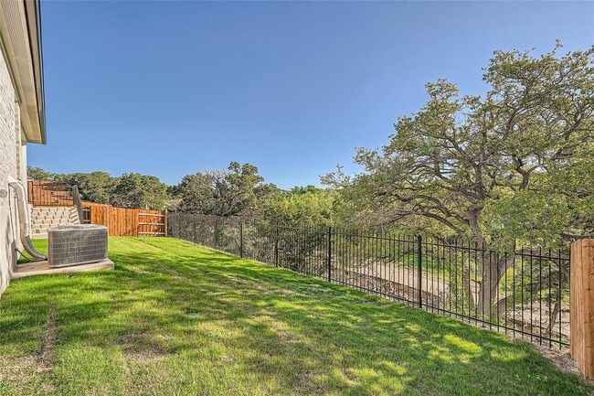 Building Photo - 509 Barton Run Dr
