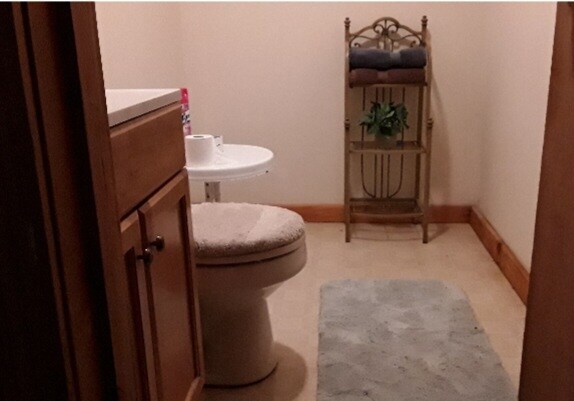 Lower level 1/2 bath - 64 Meredith St