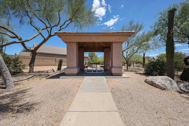 Building Photo - 2318 N Boulder Mountain