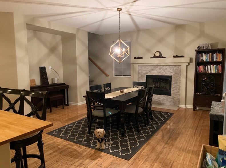 Building Photo - 2348 Marina Glen Way