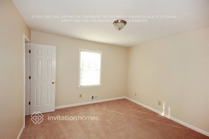 Building Photo - 95 Sweetwater Ln