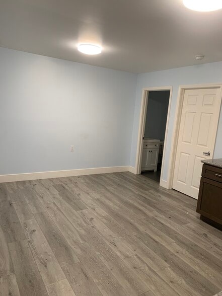 Building Photo - 1227 W 146th St