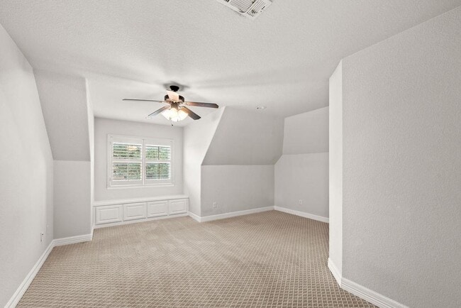 Building Photo - 365 Green Park Dr