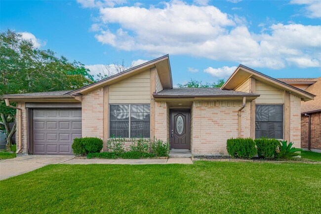 Primary Photo - 15331 Peachmeadow Ln