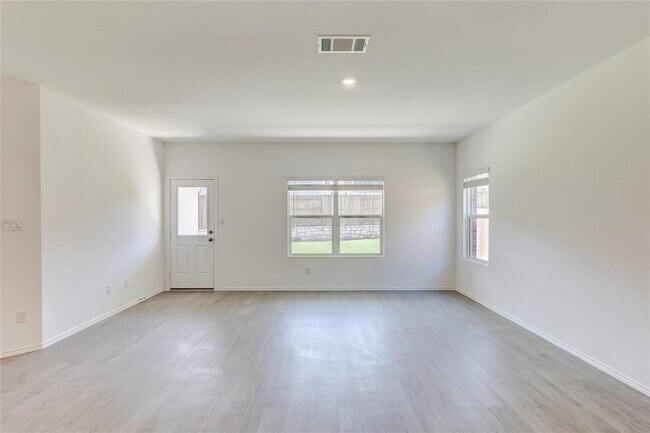 Building Photo - 165 Cibolo Crk Lp