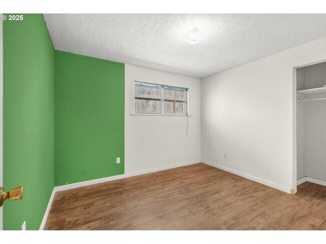 Building Photo - Warner Street Northeast