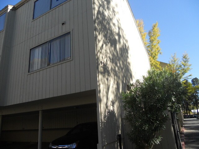 Building Photo - 944 Kiely Blvd