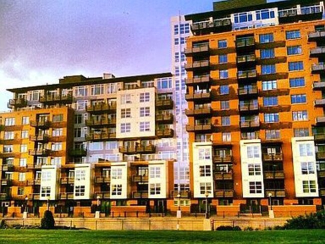 Building Photo - 1401 Wewatta St