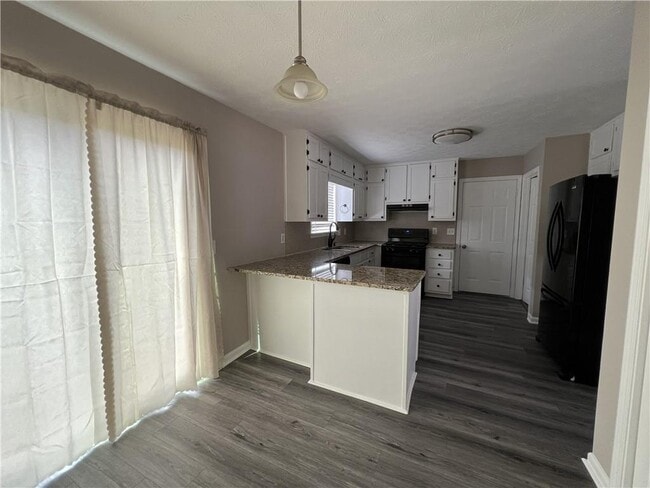 Building Photo - 893 Sandune Dr