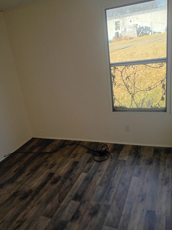 Building Photo - 112 Norris Ave SE