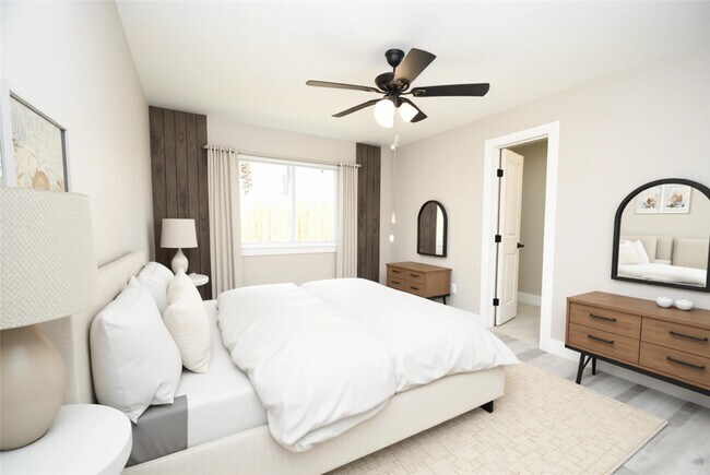 Building Photo - 3322 Robinson Rd