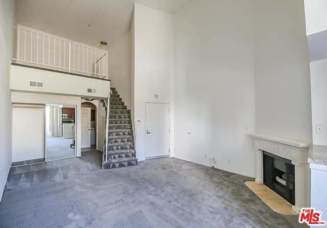 Primary Photo - 620 S Gramercy Pl