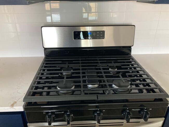 Building Photo - 2131 Alice Jay Wy